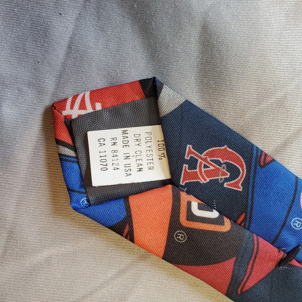 Vintage 1995 Surrey‎ MLB Baseball Necktie Caps Hats Major League Teams Print Usa